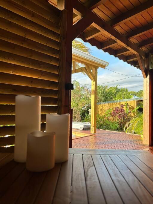 Вилла Bungalow Avec Jacuzzi Privatif Сент-Роз Экстерьер фото